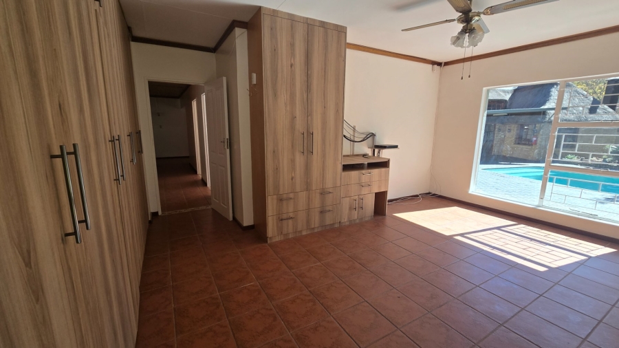 3 Bedroom Property for Sale in Langenhovenpark Free State